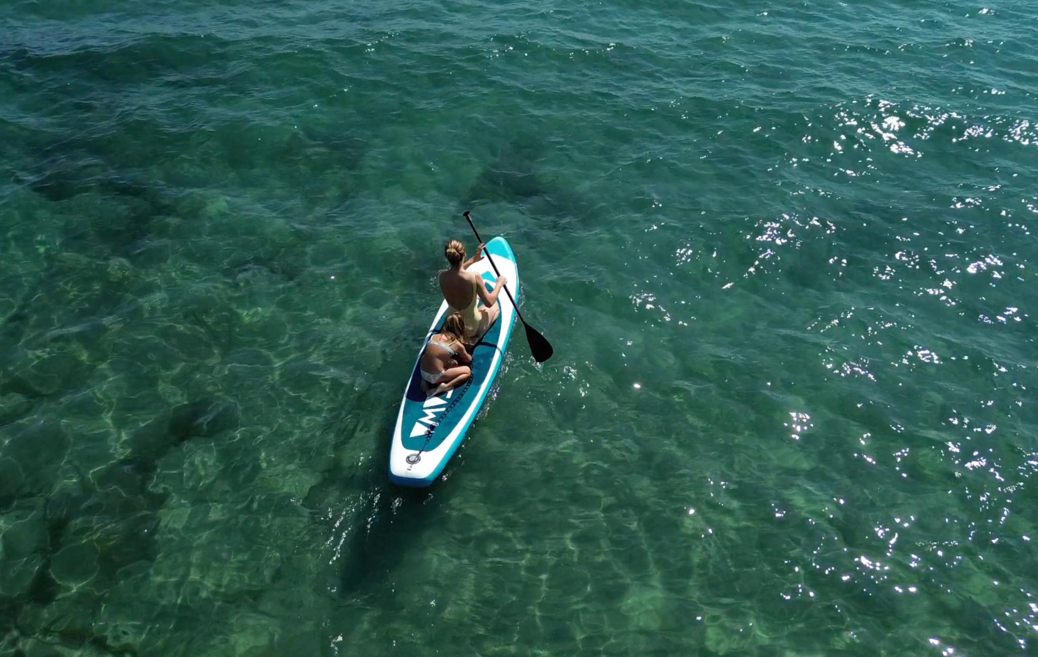 Activité paddele en mer devant l'hôtel 4 étoiles San Lucianu à Moriani plage 